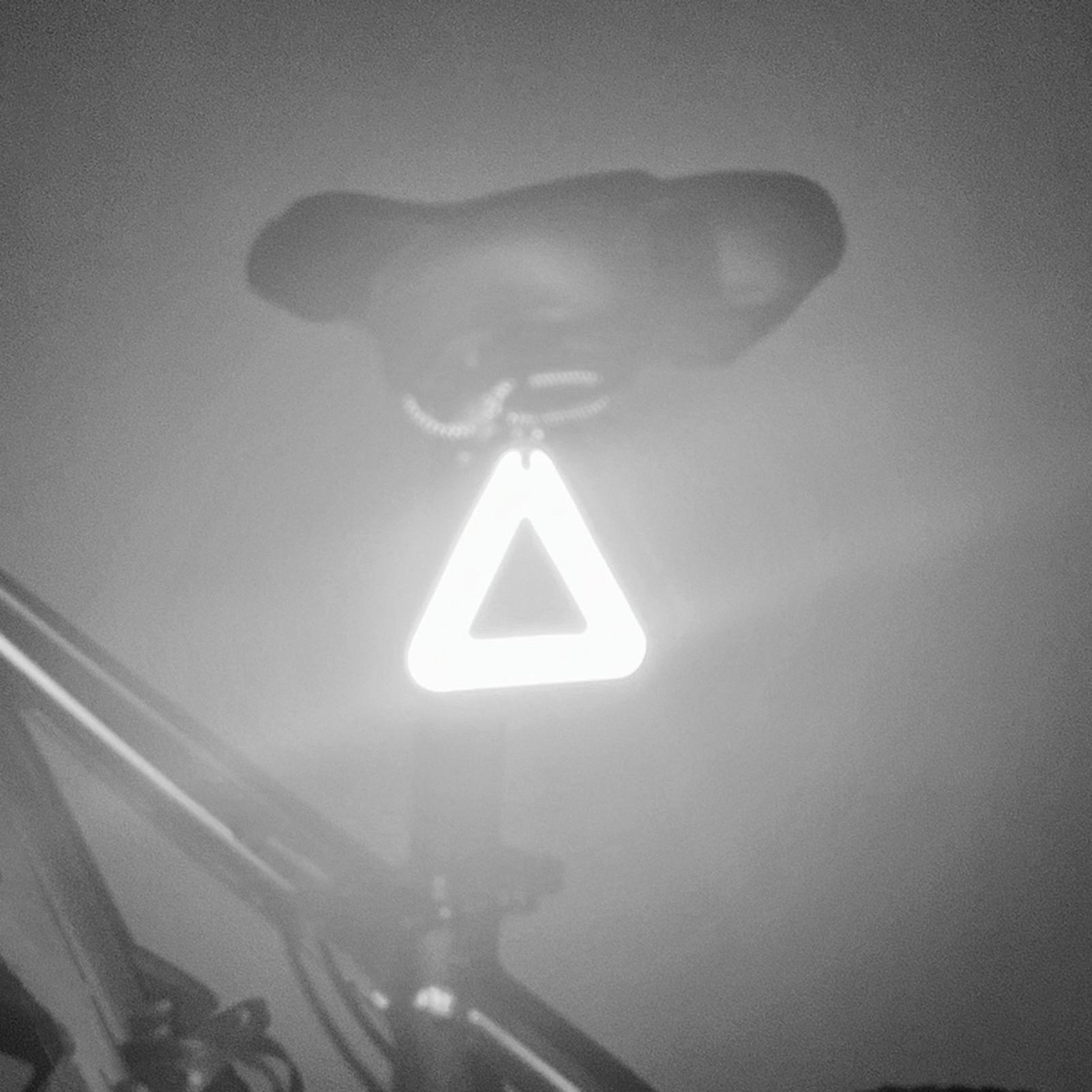 Reflective Pendants High Visib - High And Running Gear recension och pris